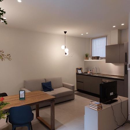 The 6 Apartments Rimini Luaran gambar
