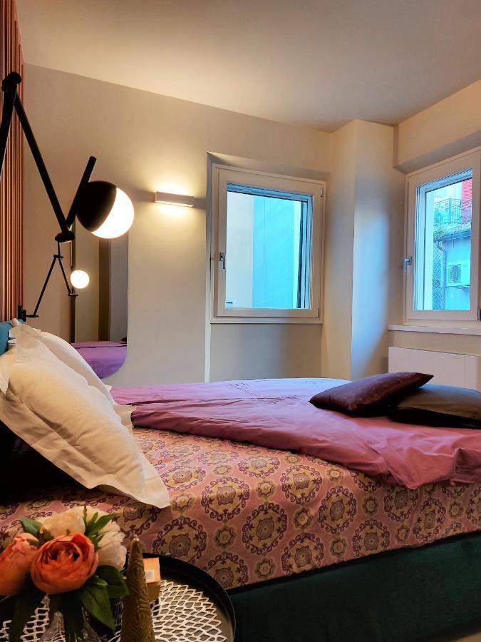 The 6 Apartments Rimini Luaran gambar