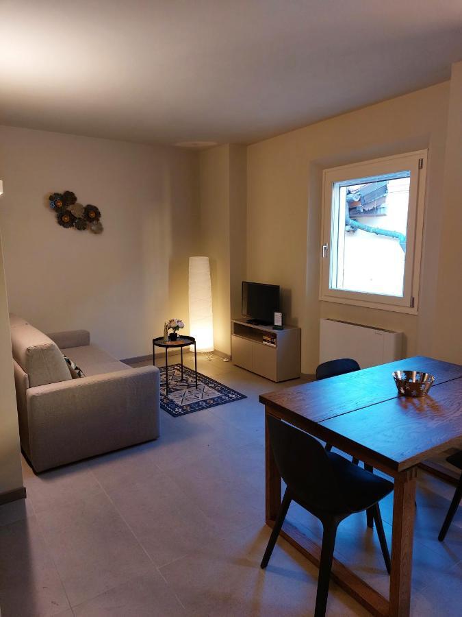 The 6 Apartments Rimini Luaran gambar
