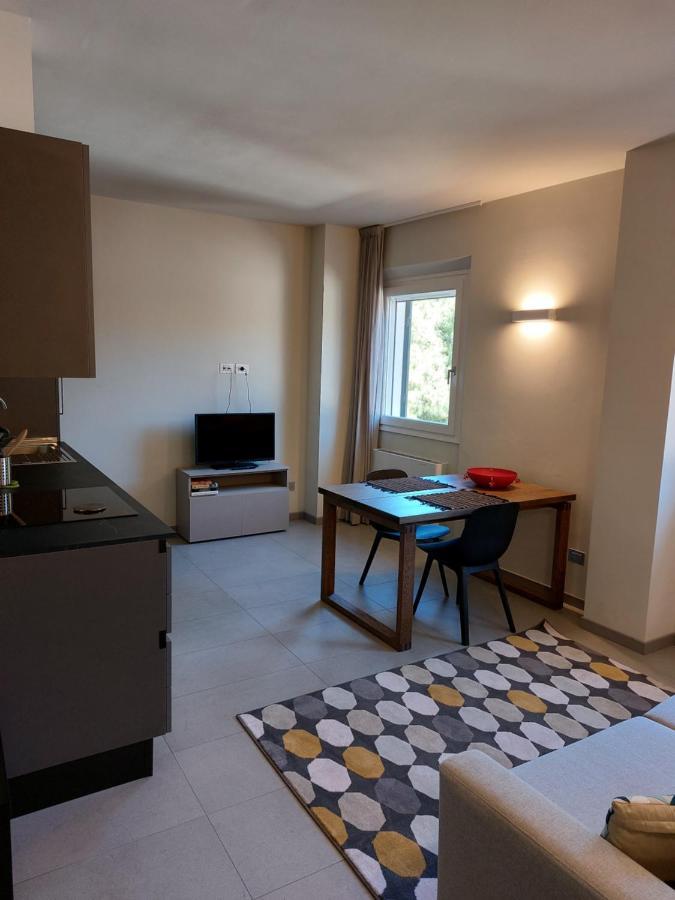 The 6 Apartments Rimini Luaran gambar