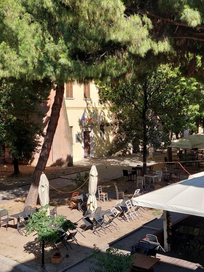 The 6 Apartments Rimini Luaran gambar