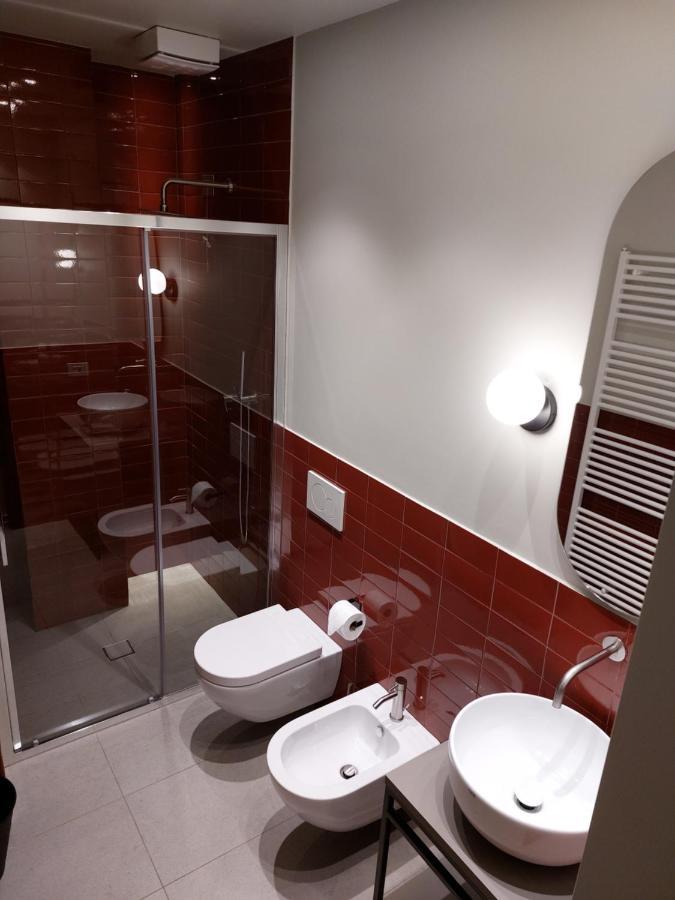 The 6 Apartments Rimini Luaran gambar