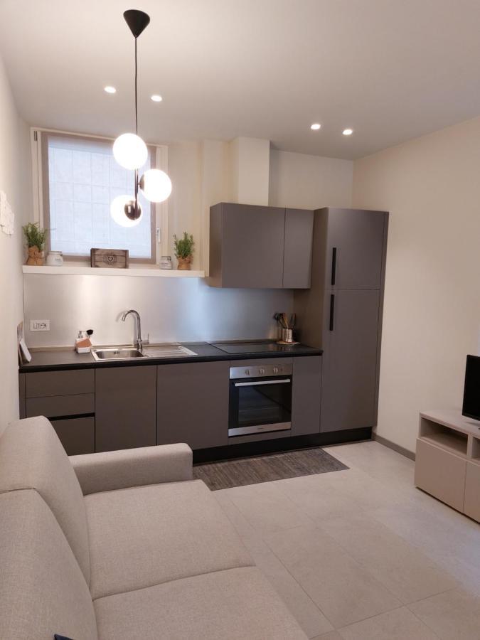 The 6 Apartments Rimini Luaran gambar