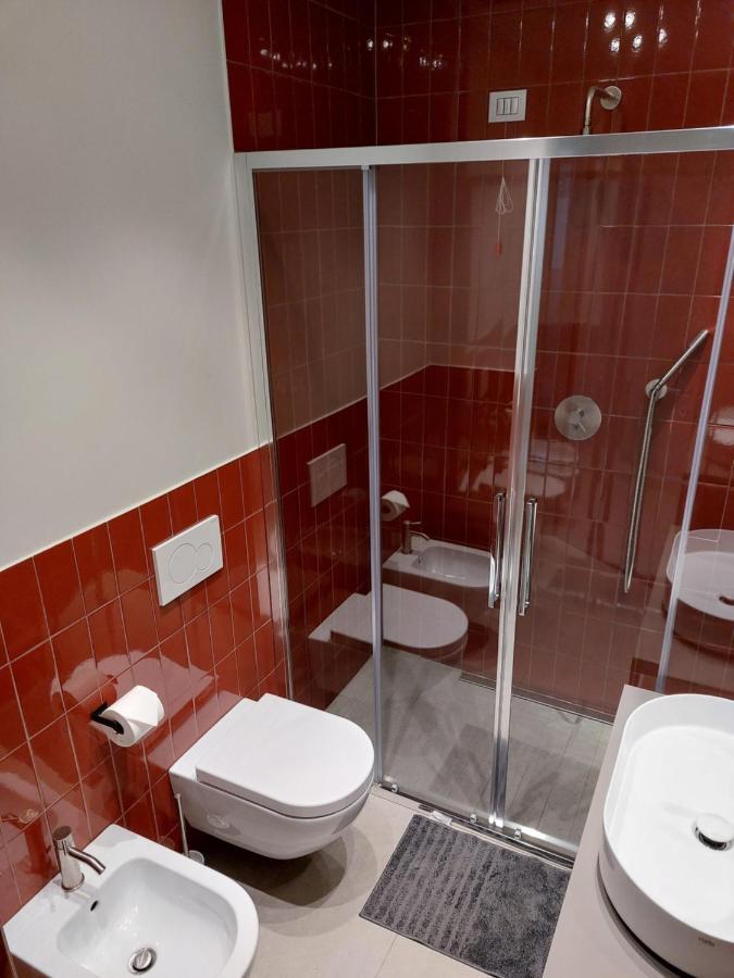 The 6 Apartments Rimini Luaran gambar